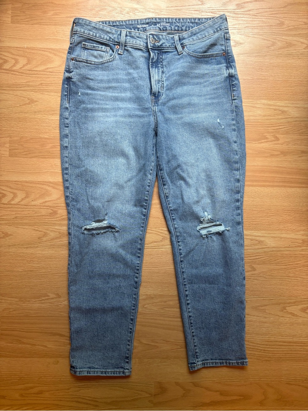 Old Navy High Rise OG Straight Distressed Jeans